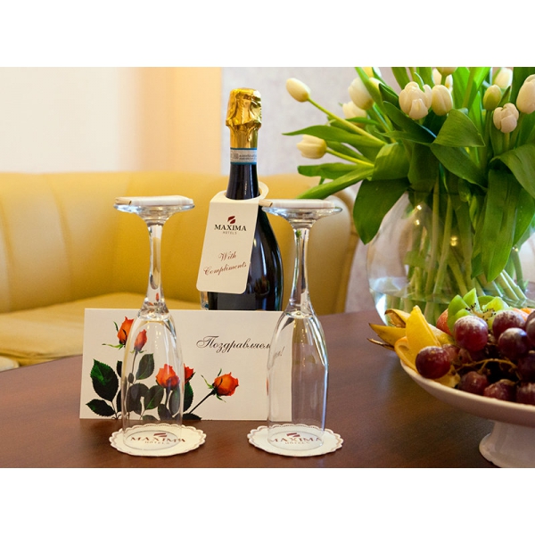 Ресторанный сервис бронирования столиков menu-rest.com - Интерьер ресторана "Максима Хотелс"