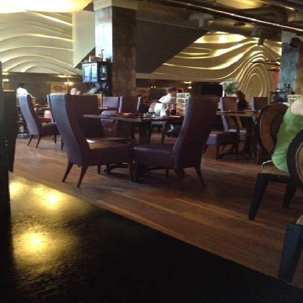 Ресторанный сервис бронирования столиков menu-rest.com - Интерьер ресторана "Ян Примус"