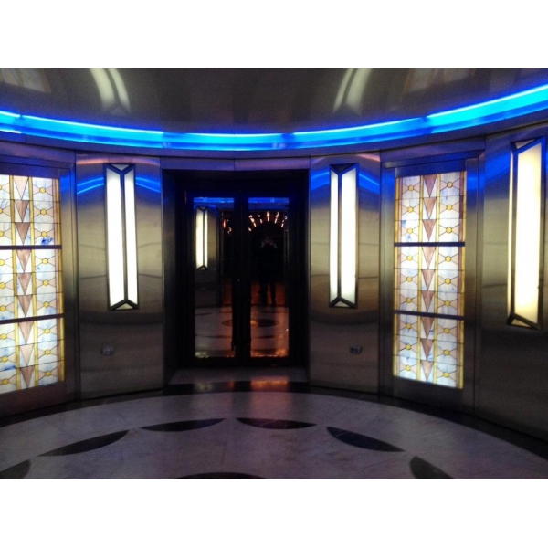 Ресторанный сервис бронирования столиков menu-rest.com - Интерьер ресторана "Радио сити bar & kitchen"