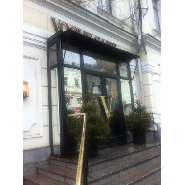 Ресторанный сервис бронирования столиков menu-rest.com - Интерьер ресторана "VOGUE cafe"