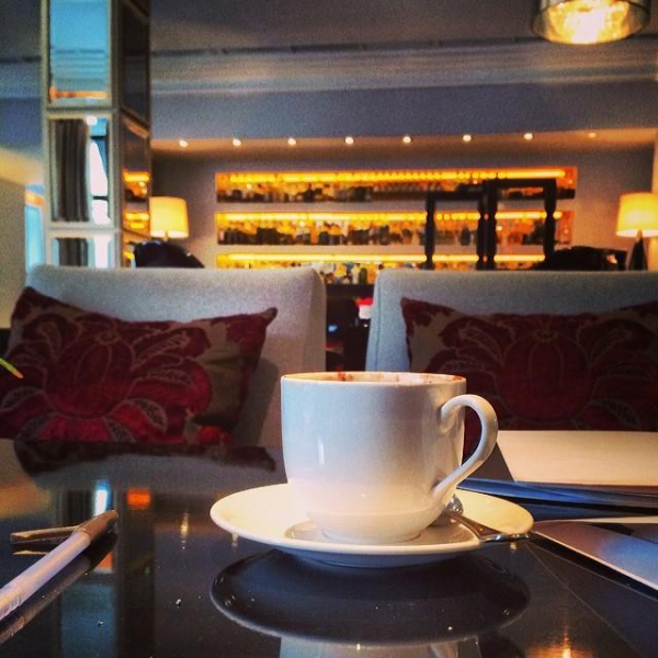 Ресторанный сервис бронирования столиков menu-rest.com - Интерьер ресторана "VOGUE cafe"