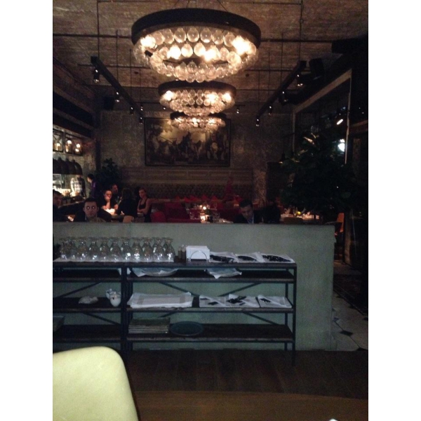 Ресторанный сервис бронирования столиков menu-rest.com - Интерьер ресторана "5642 ВЫСОТА"