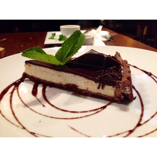 Ресторанный сервис бронирования столиков menu-rest.com - Интерьер ресторана "Ёлки-Палки"