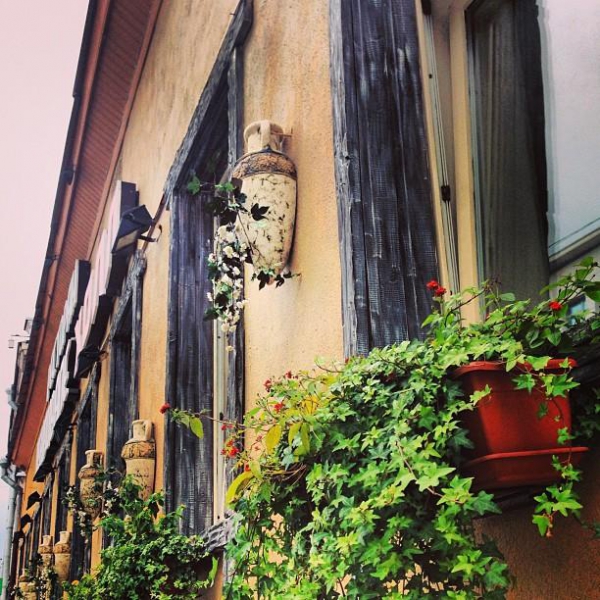 Ресторанный сервис бронирования столиков menu-rest.com - Интерьер ресторана "Генацвале"