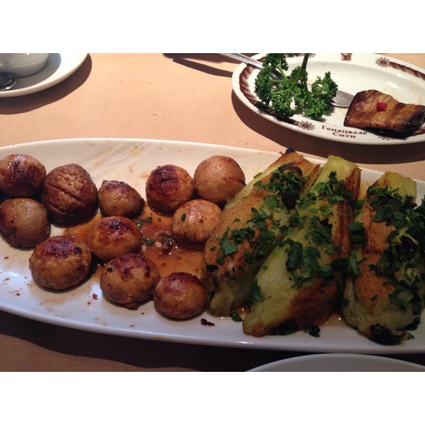 Ресторанный сервис бронирования столиков menu-rest.com - Интерьер ресторана "Генацвале"