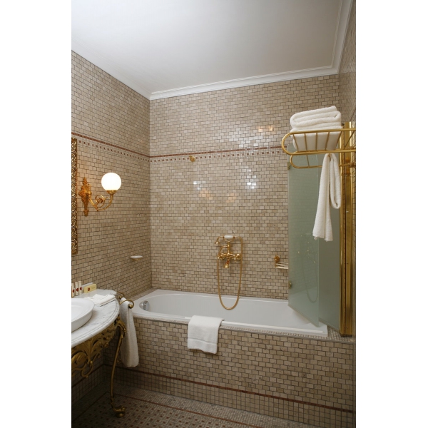 Ресторанный сервис бронирования столиков menu-rest.com - Интерьер ресторана "Петровский Путевой Дворец"