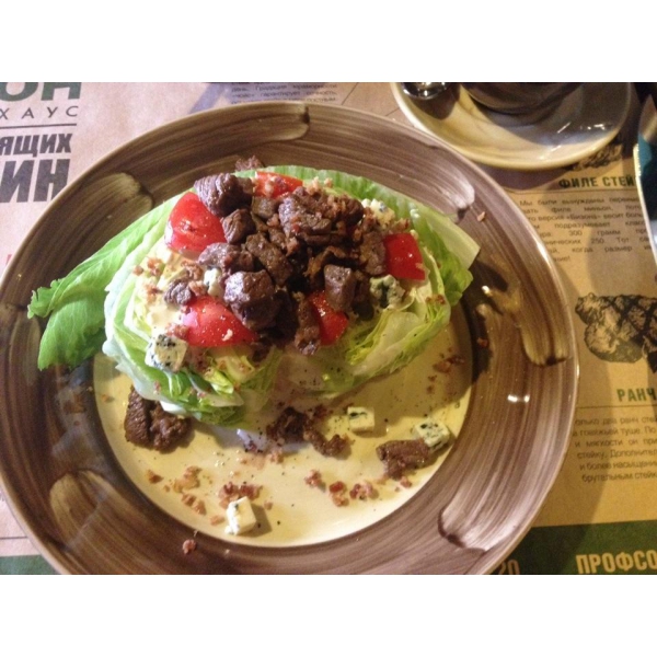 Ресторанный сервис бронирования столиков menu-rest.com - Интерьер ресторана "Бизон"