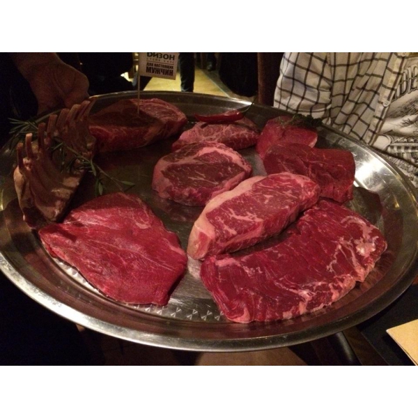 Ресторанный сервис бронирования столиков menu-rest.com - Интерьер ресторана "Бизон"