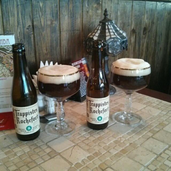 Ресторанный сервис бронирования столиков menu-rest.com - Интерьер ресторана "БУРГОМИСТР"