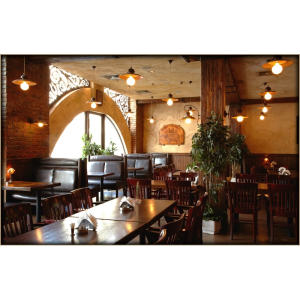 Ресторанный сервис бронирования столиков menu-rest.com - Интерьер ресторана "БУРГОМИСТР"