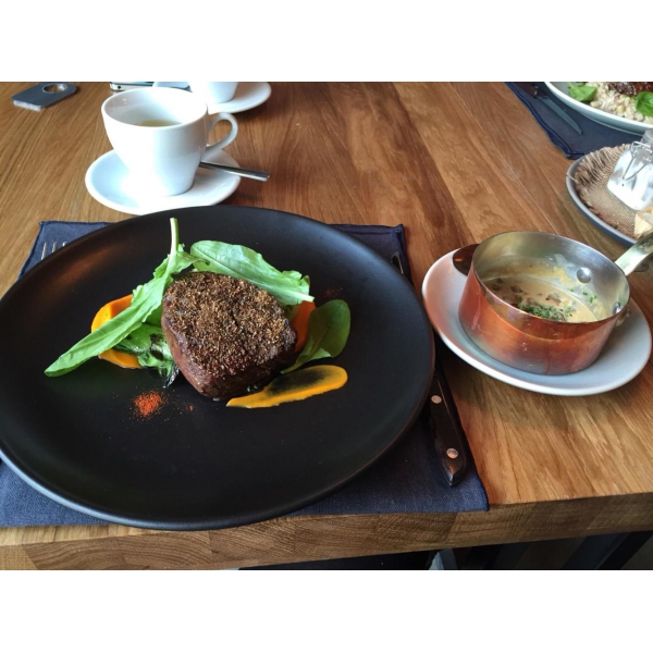 Ресторанный сервис бронирования столиков menu-rest.com - Интерьер ресторана "AQ Kitchen"