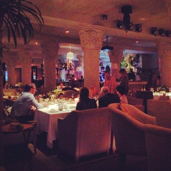 Ресторанный сервис бронирования столиков menu-rest.com - Интерьер ресторана "The сад"
