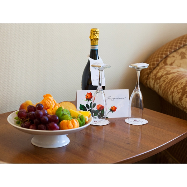 Ресторанный сервис бронирования столиков menu-rest.com - Интерьер ресторана "Максима Хотелс"