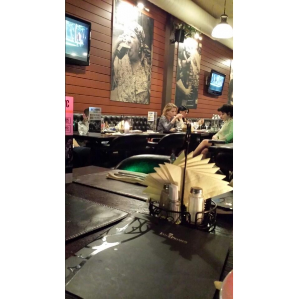 Ресторанный сервис бронирования столиков menu-rest.com - Интерьер ресторана "Ян Примус"