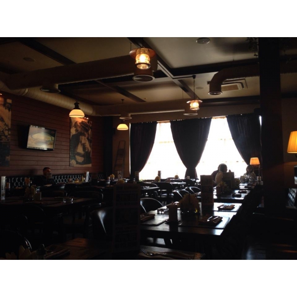 Ресторанный сервис бронирования столиков menu-rest.com - Интерьер ресторана "Ян Примус"