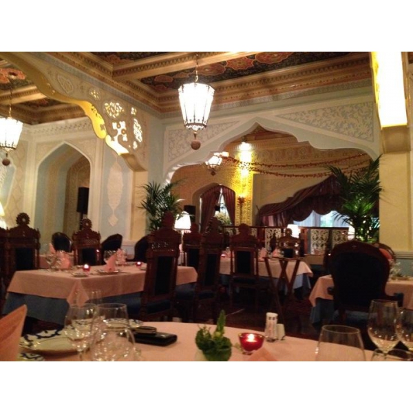 Ресторанный сервис бронирования столиков menu-rest.com - Интерьер ресторана "Узбекистан"