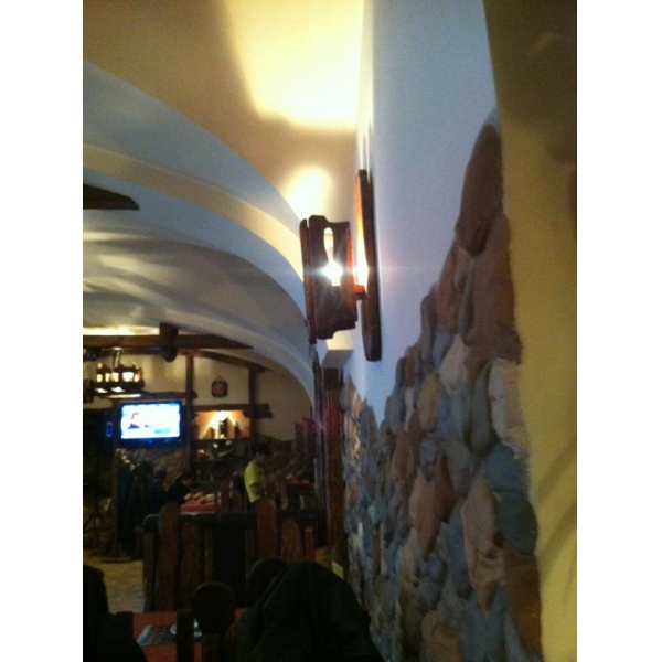 Ресторанный сервис бронирования столиков menu-rest.com - Интерьер ресторана "Хижина"