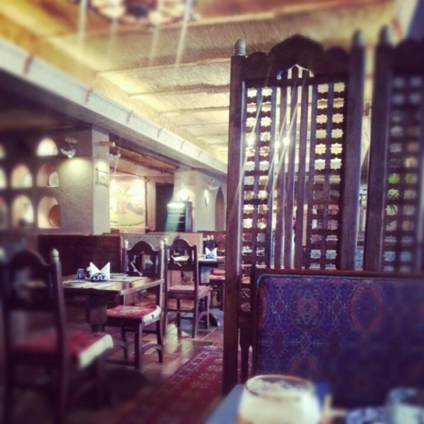 Ресторанный сервис бронирования столиков menu-rest.com - Интерьер ресторана "Павлин-Мавлин"