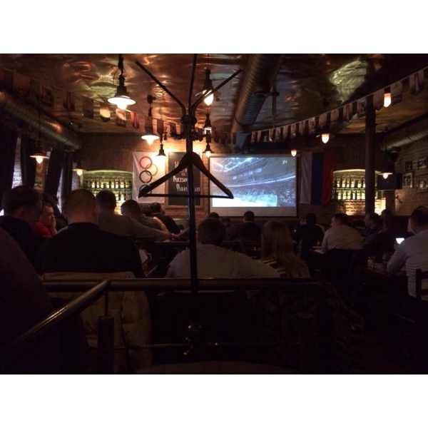 Ресторанный сервис бронирования столиков menu-rest.com - Интерьер ресторана "ПРОБКА"