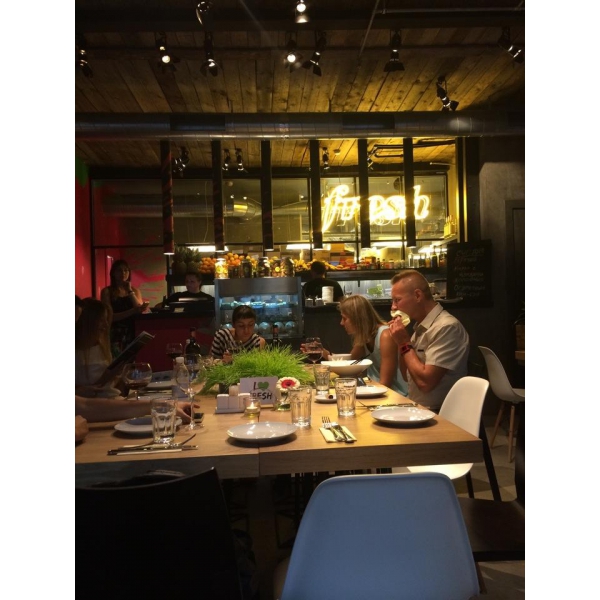 Ресторанный сервис бронирования столиков menu-rest.com - Интерьер ресторана "Fresh"