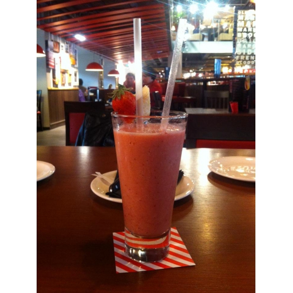 Ресторанный сервис бронирования столиков menu-rest.com - Интерьер ресторана "T.G.I. Friday`s"