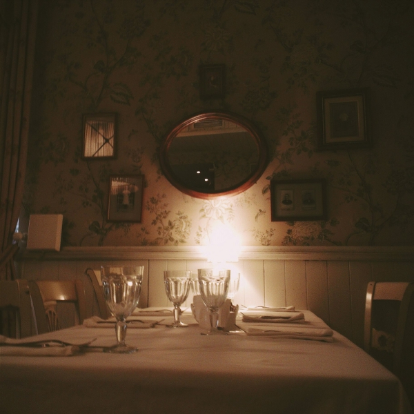 Ресторанный сервис бронирования столиков menu-rest.com - Интерьер ресторана "Мари Vanna"