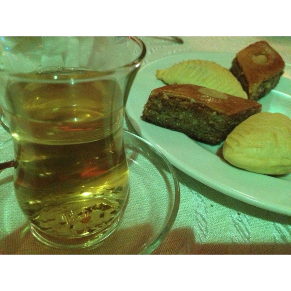 Ресторанный сервис бронирования столиков menu-rest.com - Интерьер ресторана "Бакинский дворик"