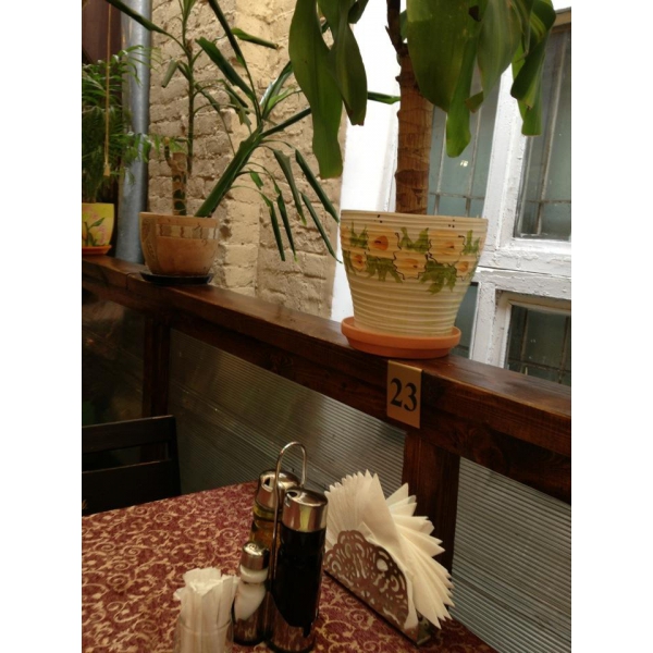 Ресторанный сервис бронирования столиков menu-rest.com - Интерьер ресторана "Бакинский дворик"