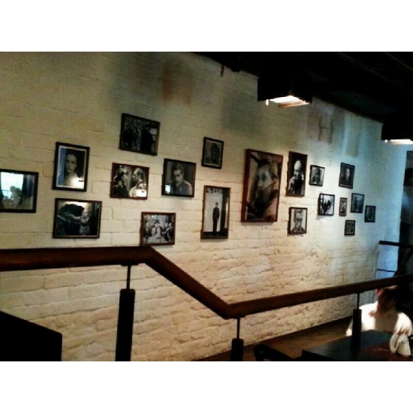 Ресторанный сервис бронирования столиков menu-rest.com - Интерьер ресторана "Высоцкий"