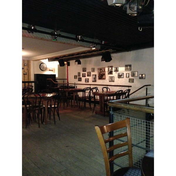 Ресторанный сервис бронирования столиков menu-rest.com - Интерьер ресторана "Высоцкий"