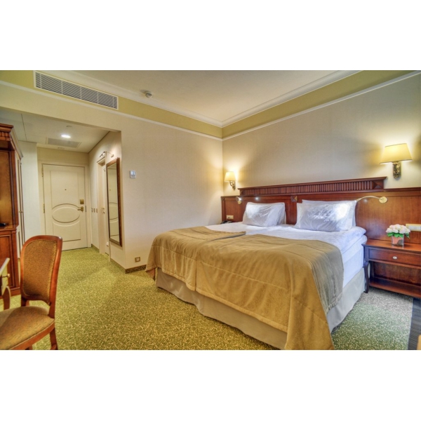 Ресторанный сервис бронирования столиков menu-rest.com - Интерьер ресторана "Садовое кольцо"