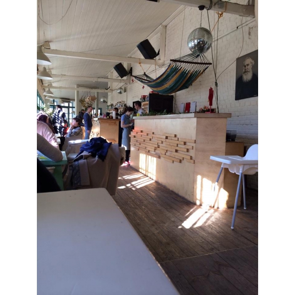 Ресторанный сервис бронирования столиков menu-rest.com - Интерьер ресторана "Веранда 32.05"