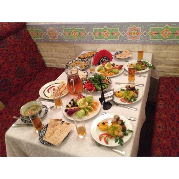 Ресторанный сервис бронирования столиков menu-rest.com - Интерьер ресторана "Павлин-Мавлин"