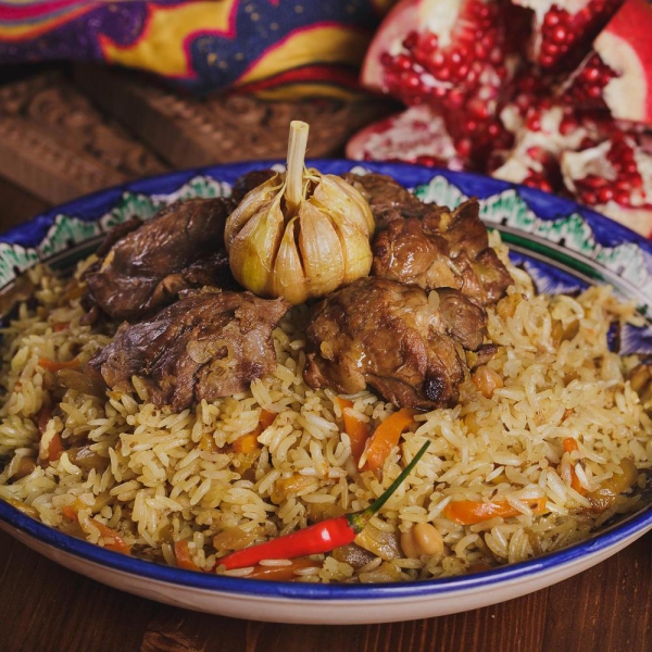 Ресторанный сервис бронирования столиков menu-rest.com - Интерьер ресторана "Павлин-Мавлин"