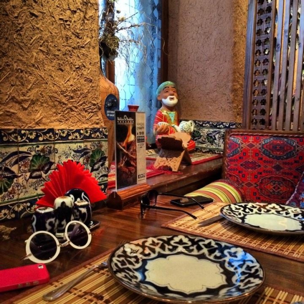 Ресторанный сервис бронирования столиков menu-rest.com - Интерьер ресторана "Павлин-Мавлин"