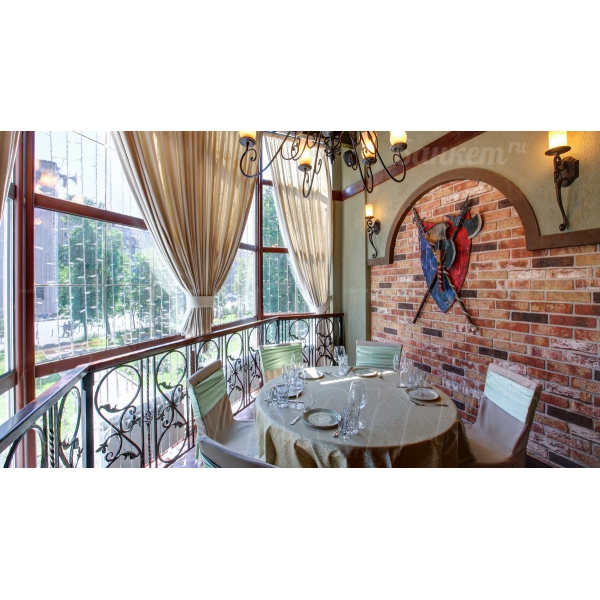 Ресторанный сервис бронирования столиков menu-rest.com - Интерьер ресторана "Strazek"