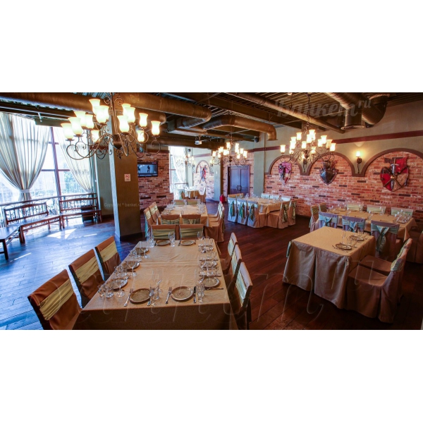 Ресторанный сервис бронирования столиков menu-rest.com - Интерьер ресторана "Strazek"
