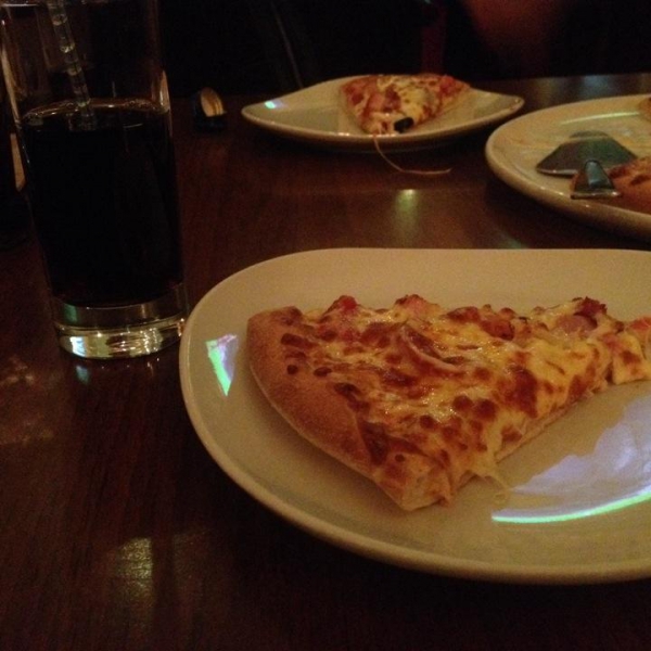 Заказать "Фокачча с ростбифом" из Vivat Pizza в Москве через Яндекс Еду