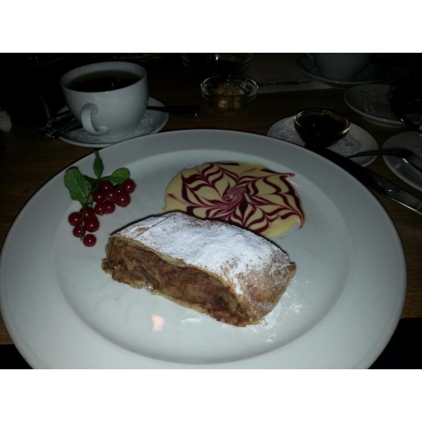 Ресторанный сервис бронирования столиков menu-rest.com - Интерьер ресторана "Будвар"