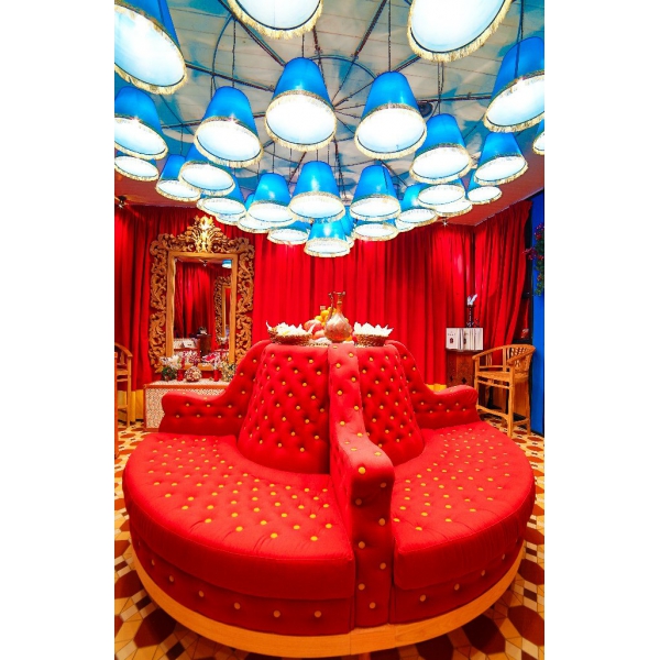 Ресторанный сервис бронирования столиков menu-rest.com - Интерьер ресторана "Eshak"