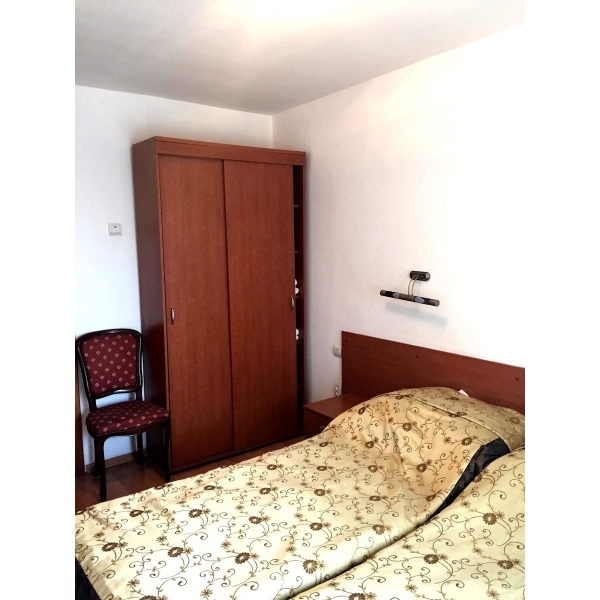 Ресторанный сервис бронирования столиков menu-rest.com - Интерьер ресторана "Глобус"