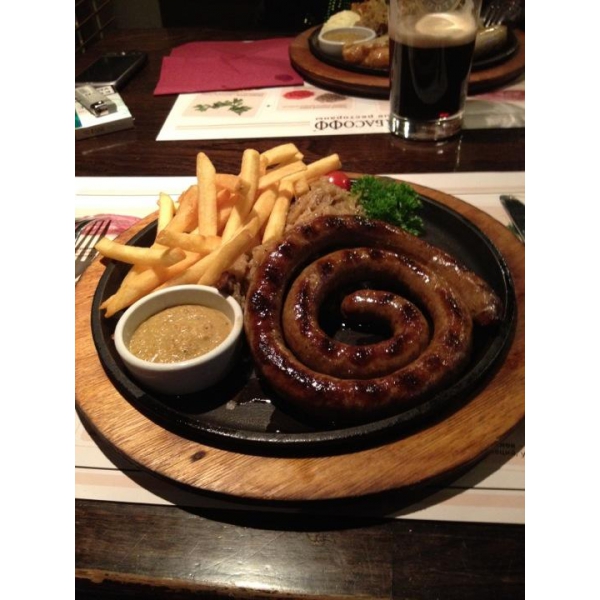 Ресторанный сервис бронирования столиков menu-rest.com - Интерьер ресторана "Колбасофф"