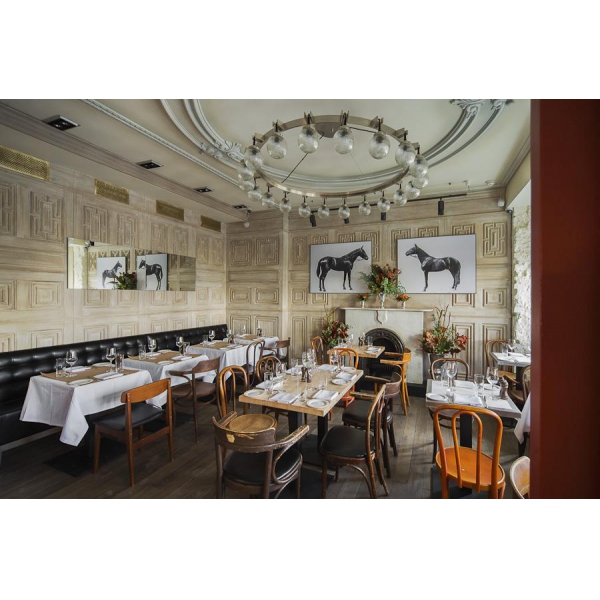 Ресторанный сервис бронирования столиков menu-rest.com - Интерьер ресторана "Saxon+Parole"