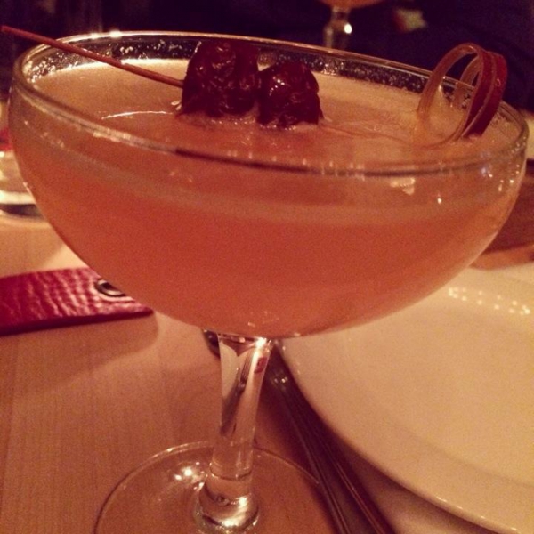 Ресторанный сервис бронирования столиков menu-rest.com - Интерьер ресторана "Saxon+Parole"