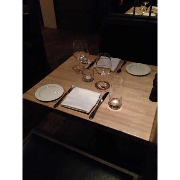 Ресторанный сервис бронирования столиков menu-rest.com - Интерьер ресторана "Saxon+Parole"