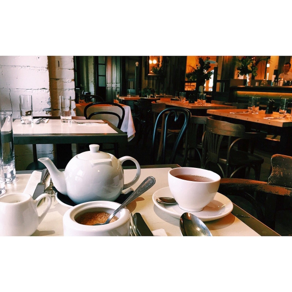 Ресторанный сервис бронирования столиков menu-rest.com - Интерьер ресторана "Saxon+Parole"