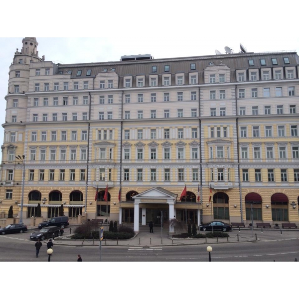 Ресторанный сервис бронирования столиков menu-rest.com - Интерьер ресторана "Hotel Baltschug Kempinski Moscow"