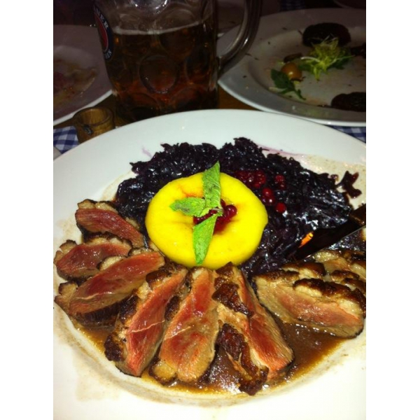 Ресторанный сервис бронирования столиков menu-rest.com - Интерьер ресторана "Бавариус"