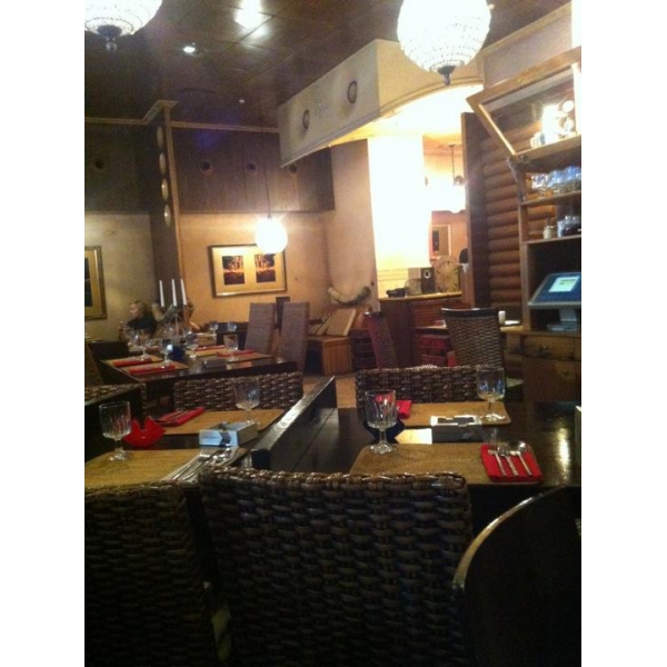 Ресторанный сервис бронирования столиков menu-rest.com - Интерьер ресторана "Огни"