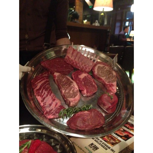 Ресторанный сервис бронирования столиков menu-rest.com - Интерьер ресторана "Бизон"